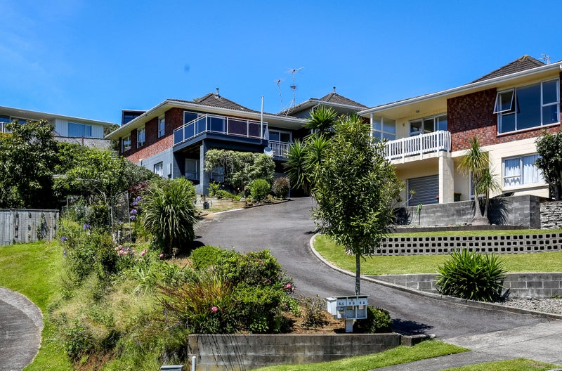 5C Te Mara Place, Merrilands, New Plymouth - Carousel 1
