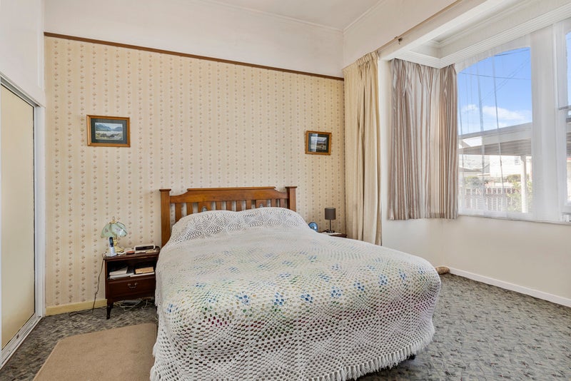 19 Heretaunga Street, Petone, Lower Hutt - Carousel 2