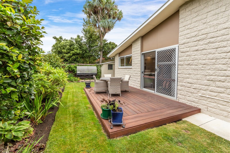 2/36 Ambleside Drive, Burnside, Christchurch - Carousel 1