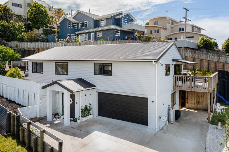 72 Pillans Road, Otumoetai, Tauranga - Carousel 1