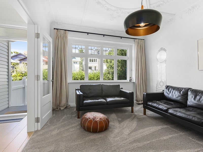 52 Glen Road, Kelburn, Wellington - Carousel 26