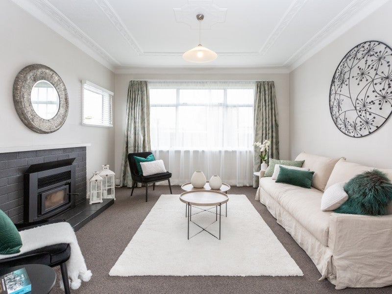 601 Southampton Street West, Saint Leonards, Hastings - Carousel 1