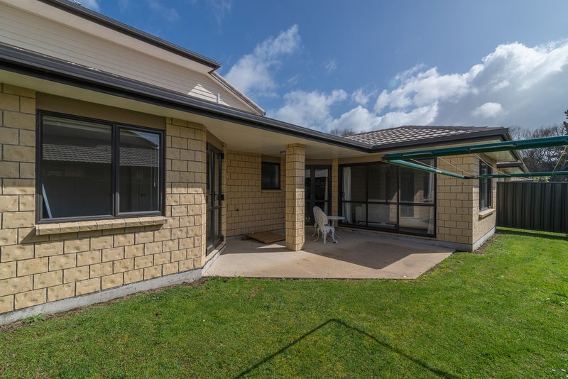 32/64 Kawaha Point Road, Kawaha Point, Rotorua - Carousel 2