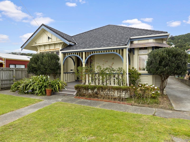 108 Freyberg Street, Lyall Bay, Wellington - Carousel 1