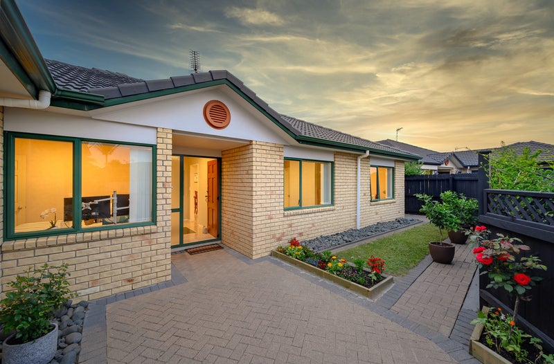 29 Shankill Place, East Tamaki, Auckland - Carousel 1