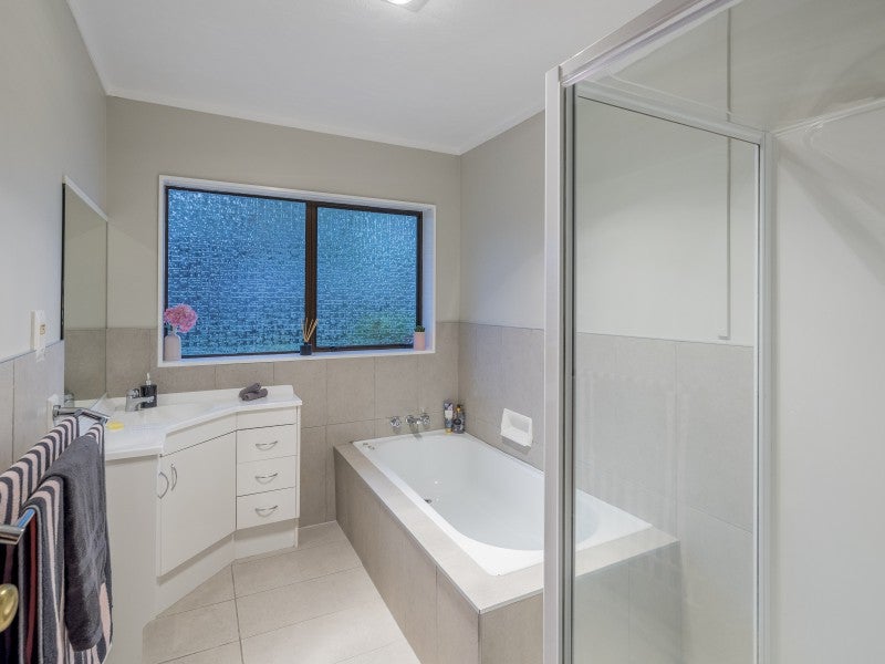 21 Matenga Street, Waikanae - Carousel 15
