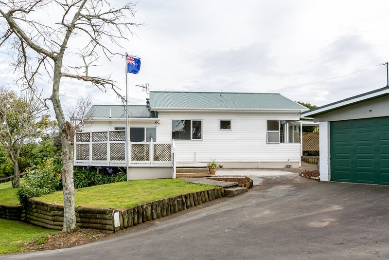 43 Saxton Road, Upper Vogeltown, New Plymouth - Carousel 1