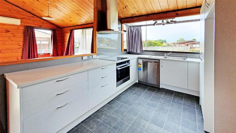 23A Heta Road, Highlands Park, New Plymouth - Carousel 2