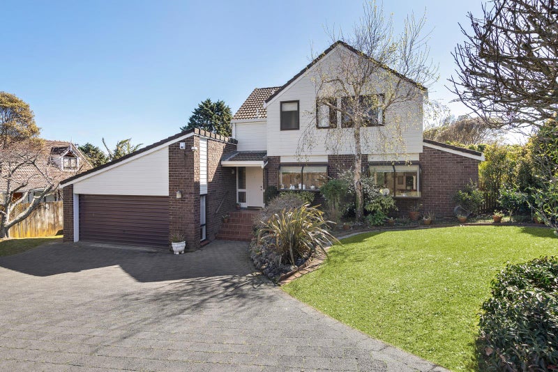 24 Mariposa Avenue, Lynfield, Auckland - Carousel 1
