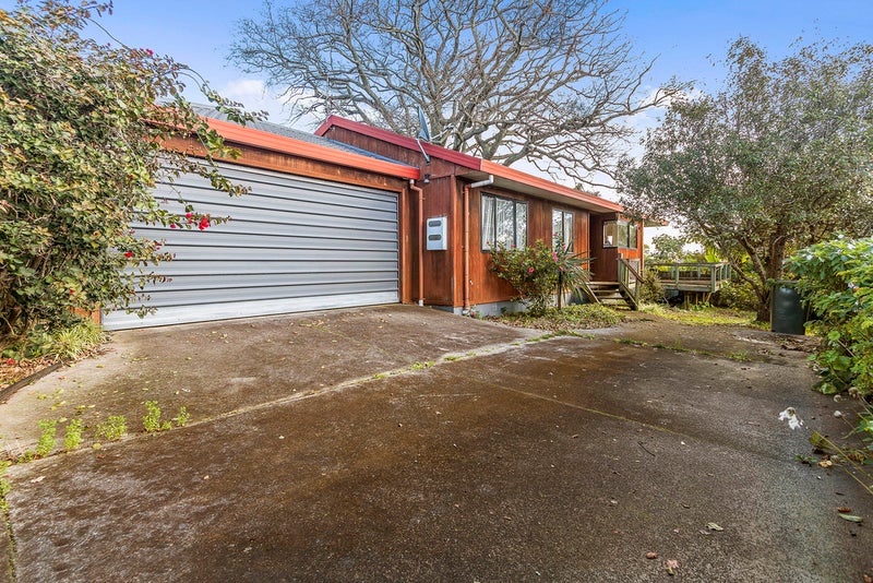 50A Finch Street, Morningside, Auckland - Carousel 1