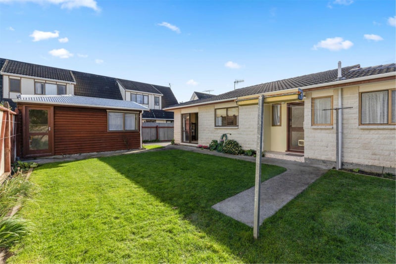 47A Whites Line West, Woburn, Lower Hutt - Carousel 2