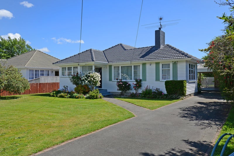 14 Fraser Crescent, Elderslea, Upper Hutt - Carousel 21