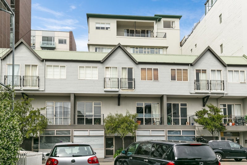 8/23 Tennyson Street, Te Aro, Wellington - Carousel 2