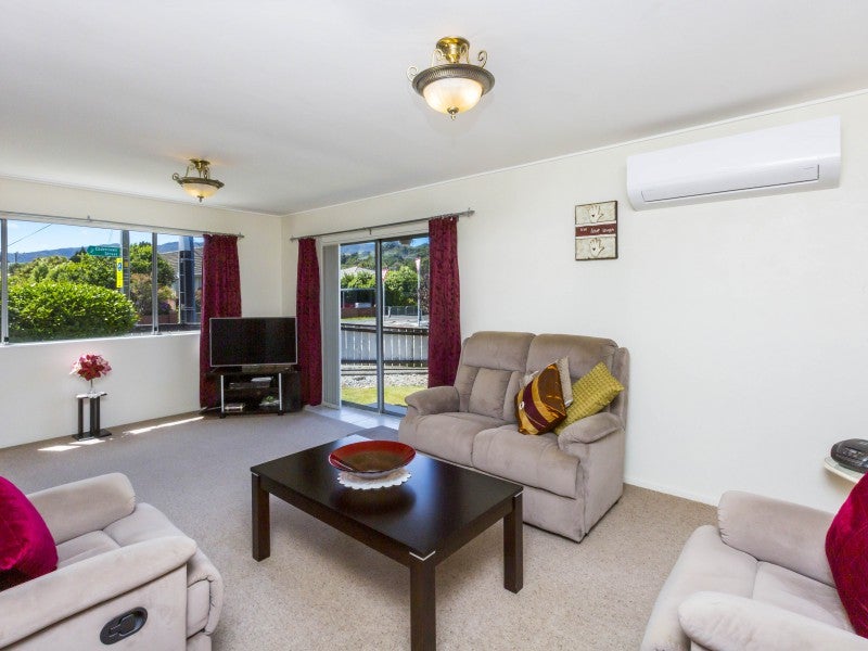 67C KOWHAI AVE, CENTRAL, UPPER HUTT - Carousel 2