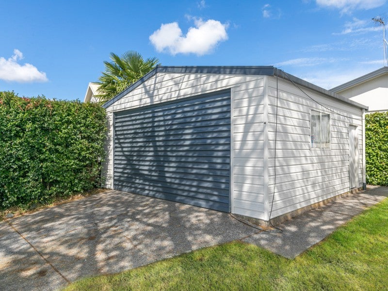 48 Odlin Crescent, Nawton, Hamilton - Carousel 2