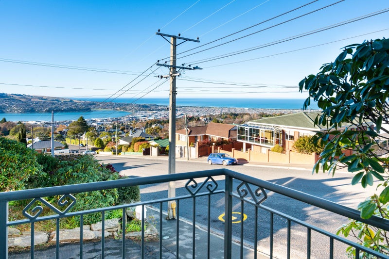 3 Bellevue Street, Belleknowes, Dunedin - Carousel 15