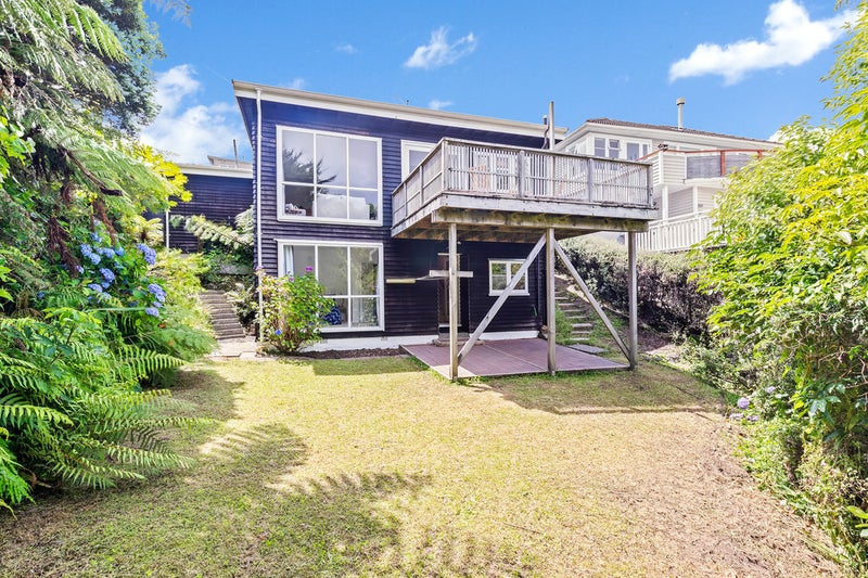 106 Donald Street, Karori, Wellington - Carousel 1