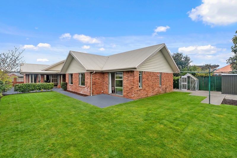 37 Bottle Lake Drive, Parklands, Christchurch - Carousel 13