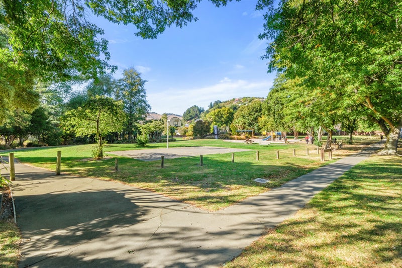 2/11 Holliss Avenue, Cashmere, Christchurch - Carousel 13