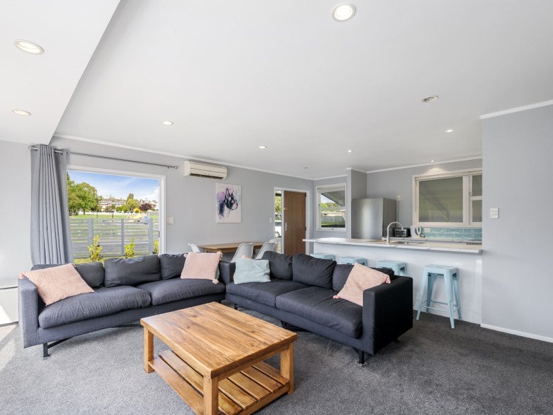 39 Richmond Avenue, Richmond Heights, Taupo - Carousel 2