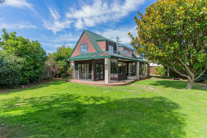 12 O'Connor Place, Burnside, Christchurch - Carousel 1