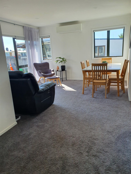 28 Conway Road, Te Puke - Carousel 1