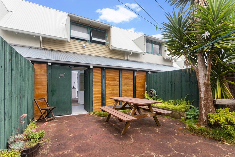 14/1 Water Street, Otahuhu, Auckland - Carousel 1