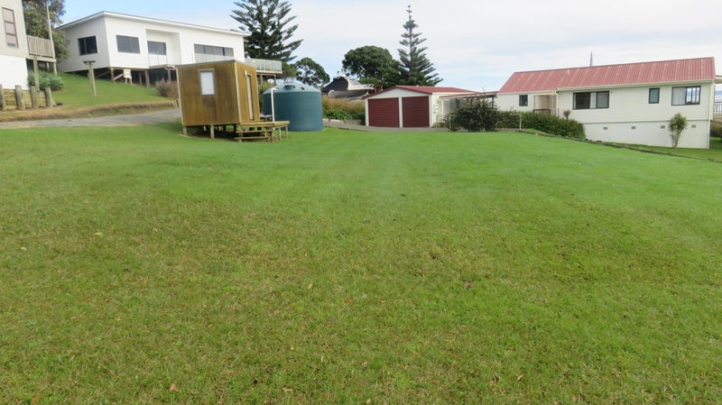 44 Peninsula Parade, Hihi, Mangōnui - Carousel 1