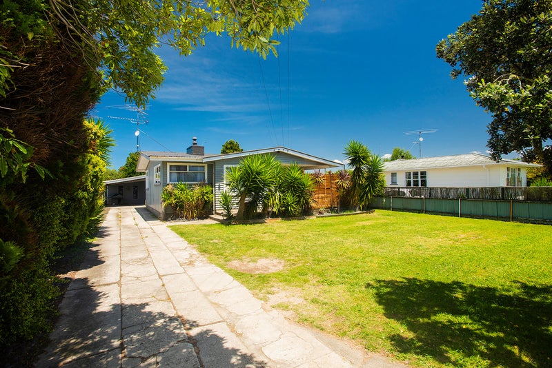 26 Tolerton Avenue, Elgin, Gisborne - Carousel 1