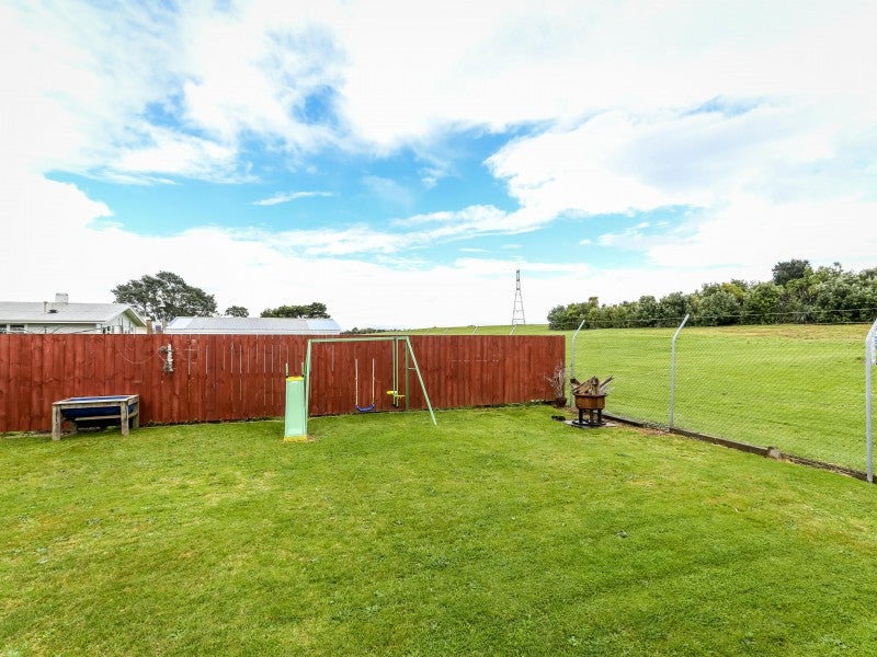 13 Tohora Place, Spotswood, New Plymouth - Carousel 26