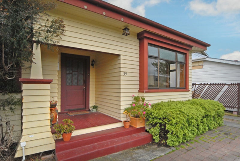 39 Stewart Crescent, Hokowhitu, Palmerston North - Carousel 2