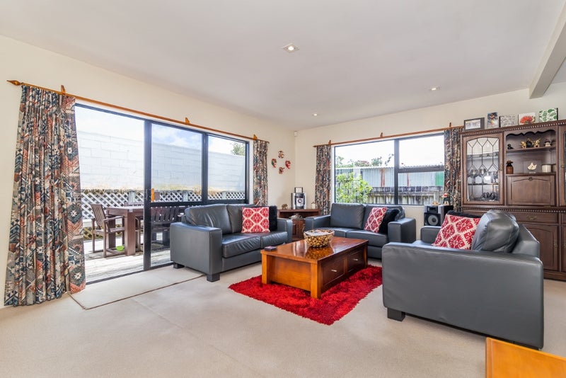 37A Heretaunga Street, Petone, Lower Hutt - Carousel 1