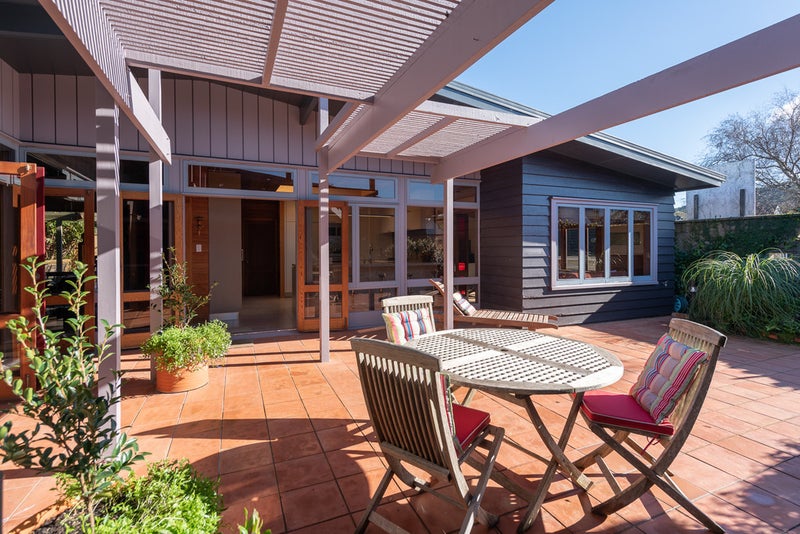 54 Cashmere Avenue, Khandallah, Wellington - Carousel 1