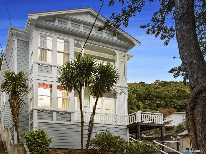 60 Glenmore Street, Northland, Wellington - Carousel 1