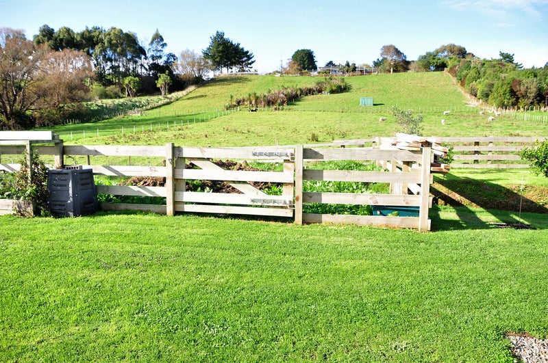 44 Forest Hill Road, Palmerston North - Carousel 2