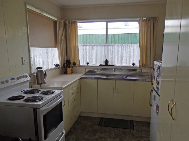 1/179 Stout Street, Mangapapa, Gisborne - Carousel 2