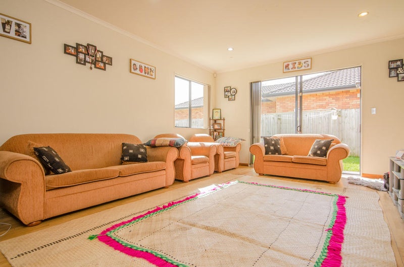 5 Sam Place, Mangere, Auckland - Carousel 2