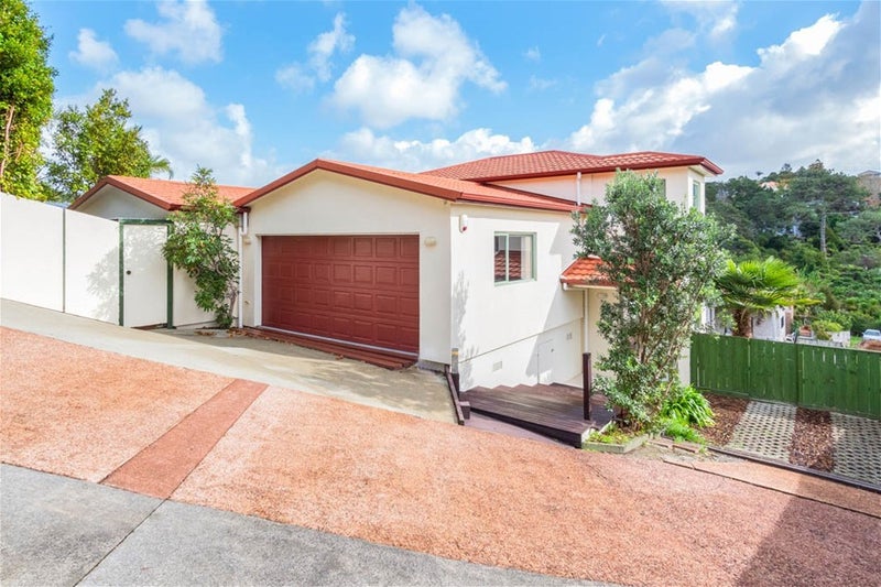 672A Beach Road, Browns Bay, Auckland - Carousel 2