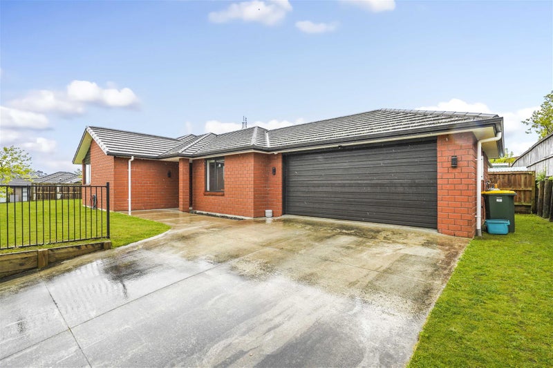 23 Cabourne Drive, Glenview, Hamilton - Carousel 16