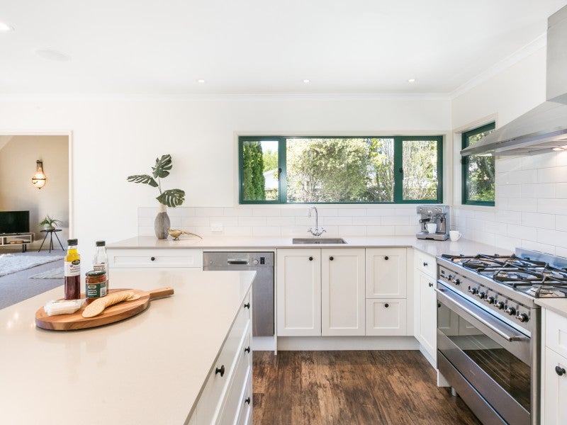 19A Grey Street, Bay View, Napier - Carousel 2