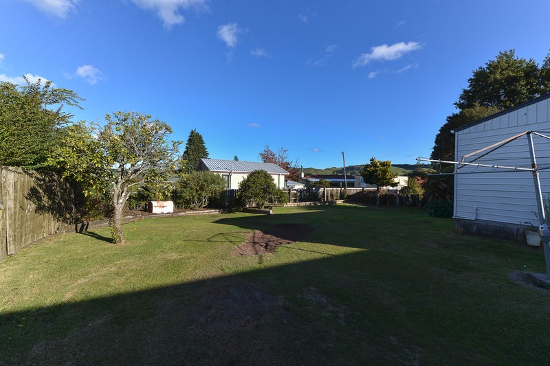330 Clayton Road, Pukehangi, Rotorua - Carousel 13