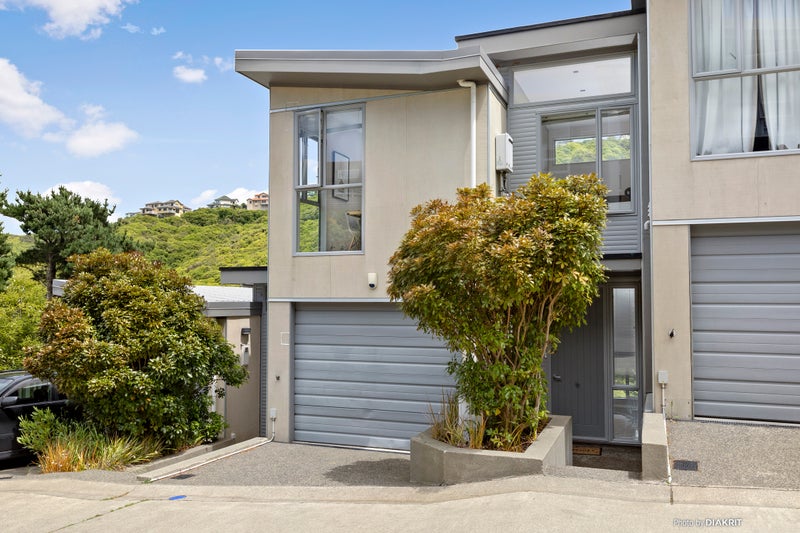 4/114 Mitchell Street, Brooklyn, Wellington - Carousel 1