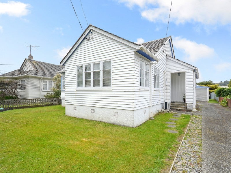10 McParland Street, Ebdentown, Upper Hutt - Carousel 14