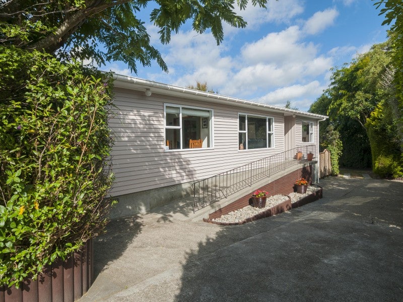 5A Stellin Street, Boulcott, Lower Hutt - Carousel 1