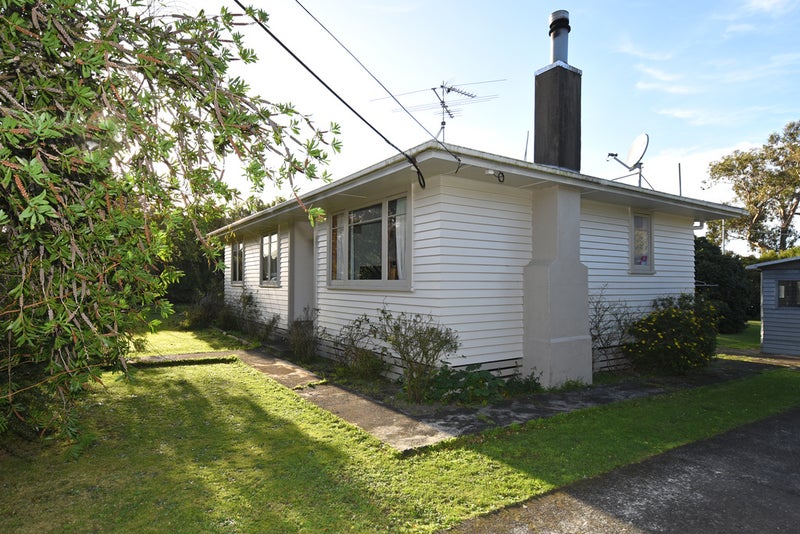 32 Johnston Street, Featherston - Carousel 13