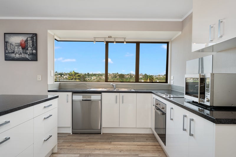 61 Heron Avenue East, Matua, Tauranga - Carousel 2