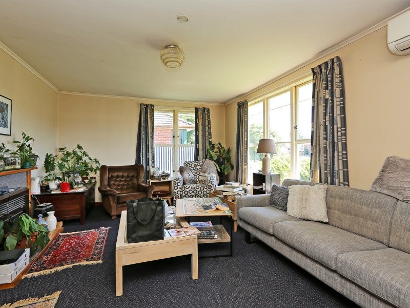 1013 Sussex Street, Mayfair, Hastings - Carousel 2