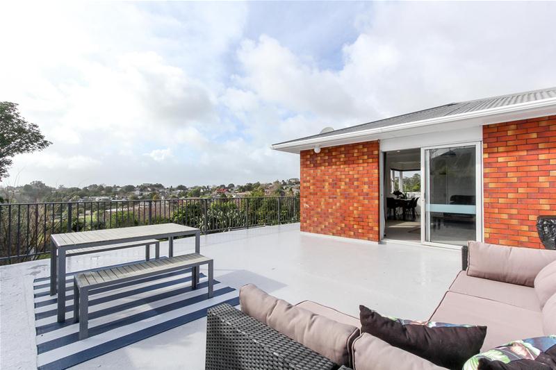 15 Barclay Street, Ferndale, New Plymouth - Carousel 2