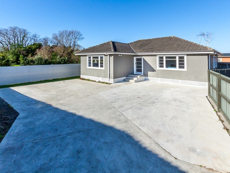 25 Robinson Crescent, Westbrook, Palmerston North - Carousel 1