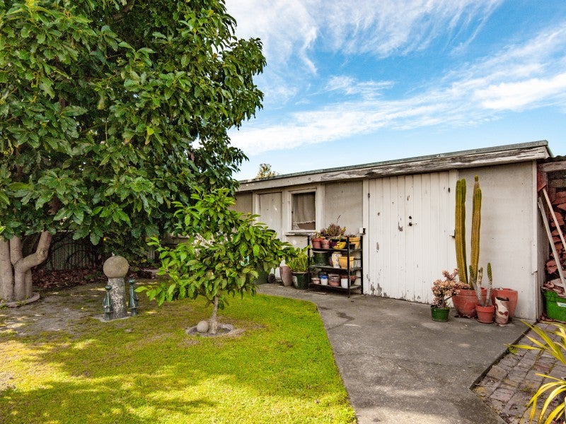 234 Warwick Road, Mayfair, Hastings - Carousel 19